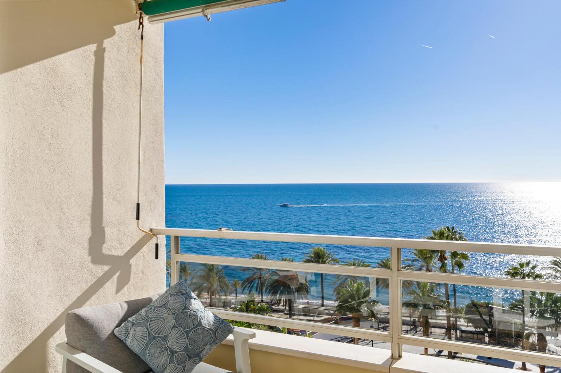 Beach Front Apartment With Pool Marbella Esterno foto