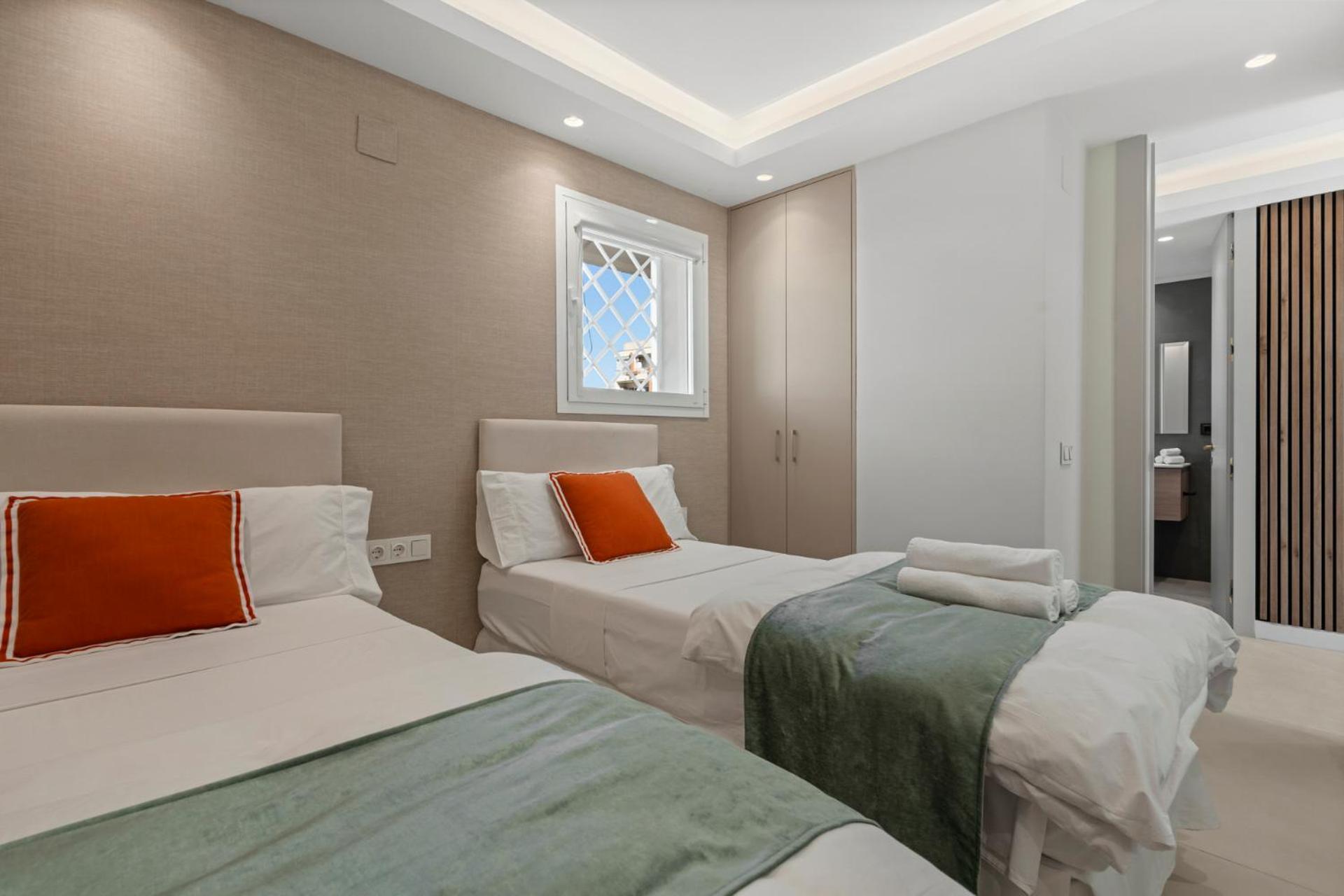 Beach Front Apartment With Pool Marbella Esterno foto